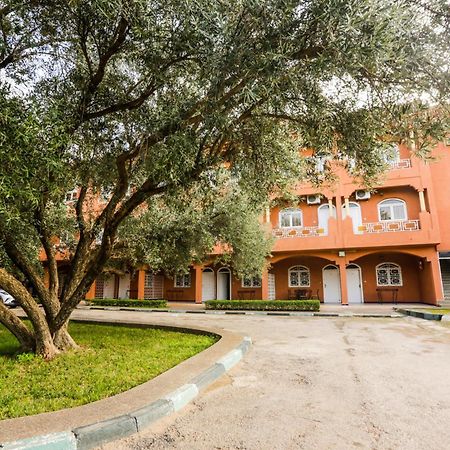 Complexe El Bassatine Hotel Бени Мелал Екстериор снимка