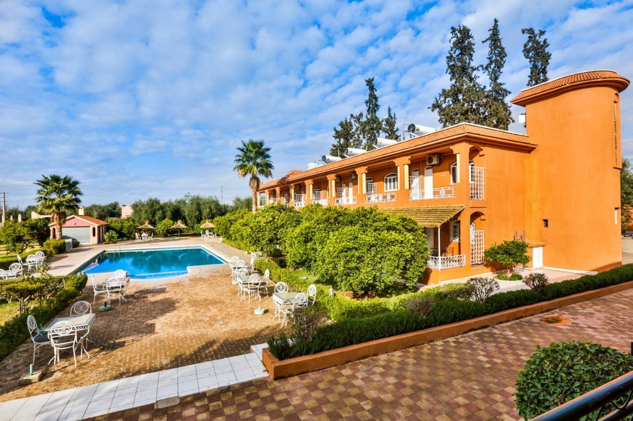 Complexe El Bassatine Hotel Бени Мелал Екстериор снимка